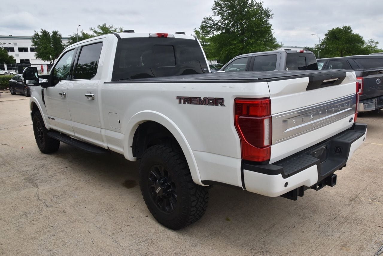 Certified 2022 Ford F350 Platinum w/ Tremor Off-Road Package AWD/4WD image 9