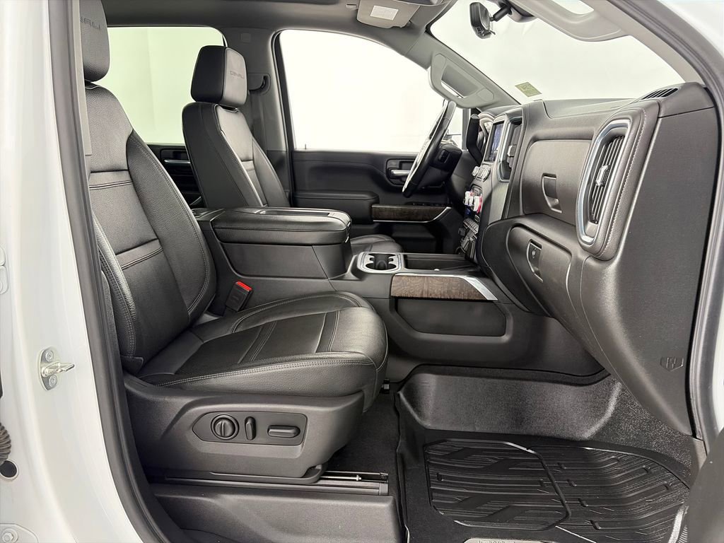 Used 2020 GMC Sierra 3500 Denali w/ Denali Ultimate Package AWD/4WD image 32