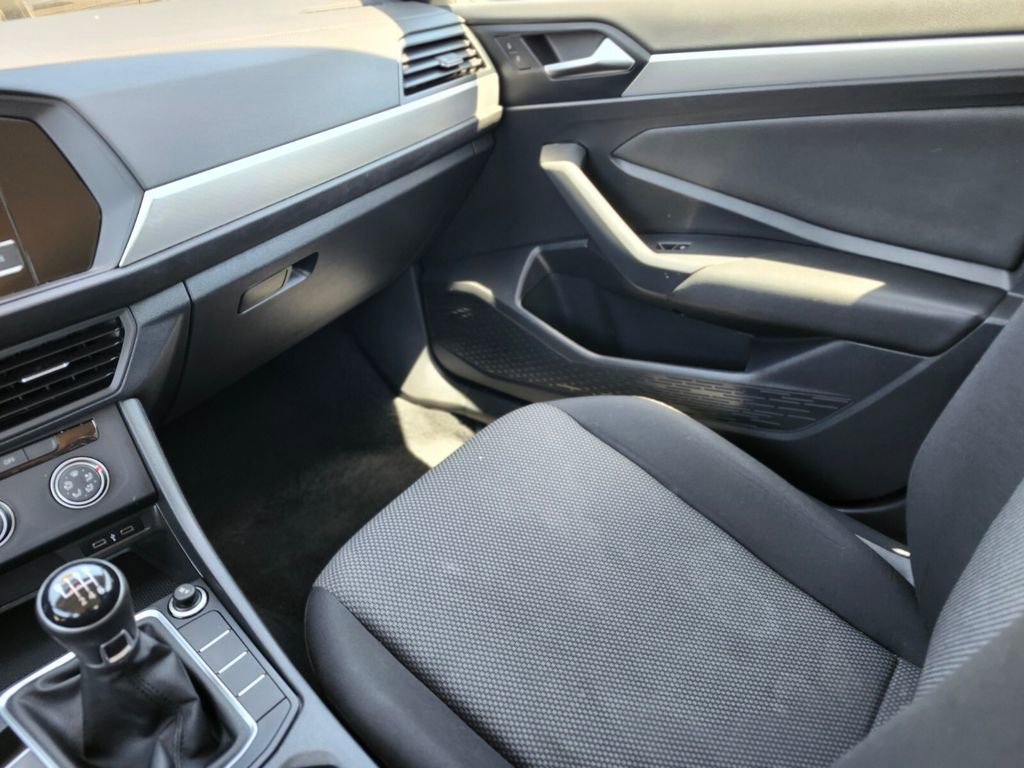 Used 2021 Volkswagen Jetta S w/ Driver Assistance Package FWD image 15