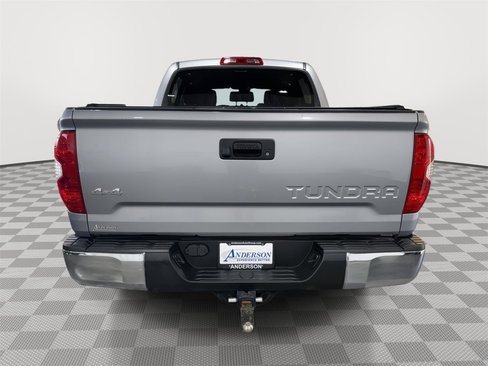 Used 2020 Toyota Tundra SR5 w/ SR5 Upgrade Package AWD/4WD image 8