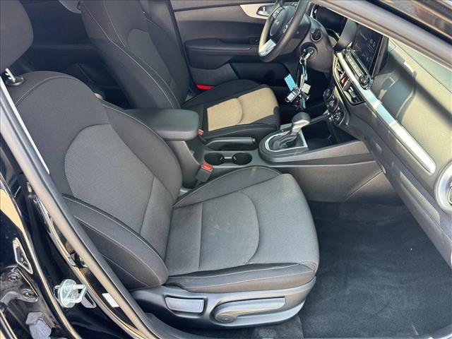 Used 2024 Kia Forte LXS FWD image 19