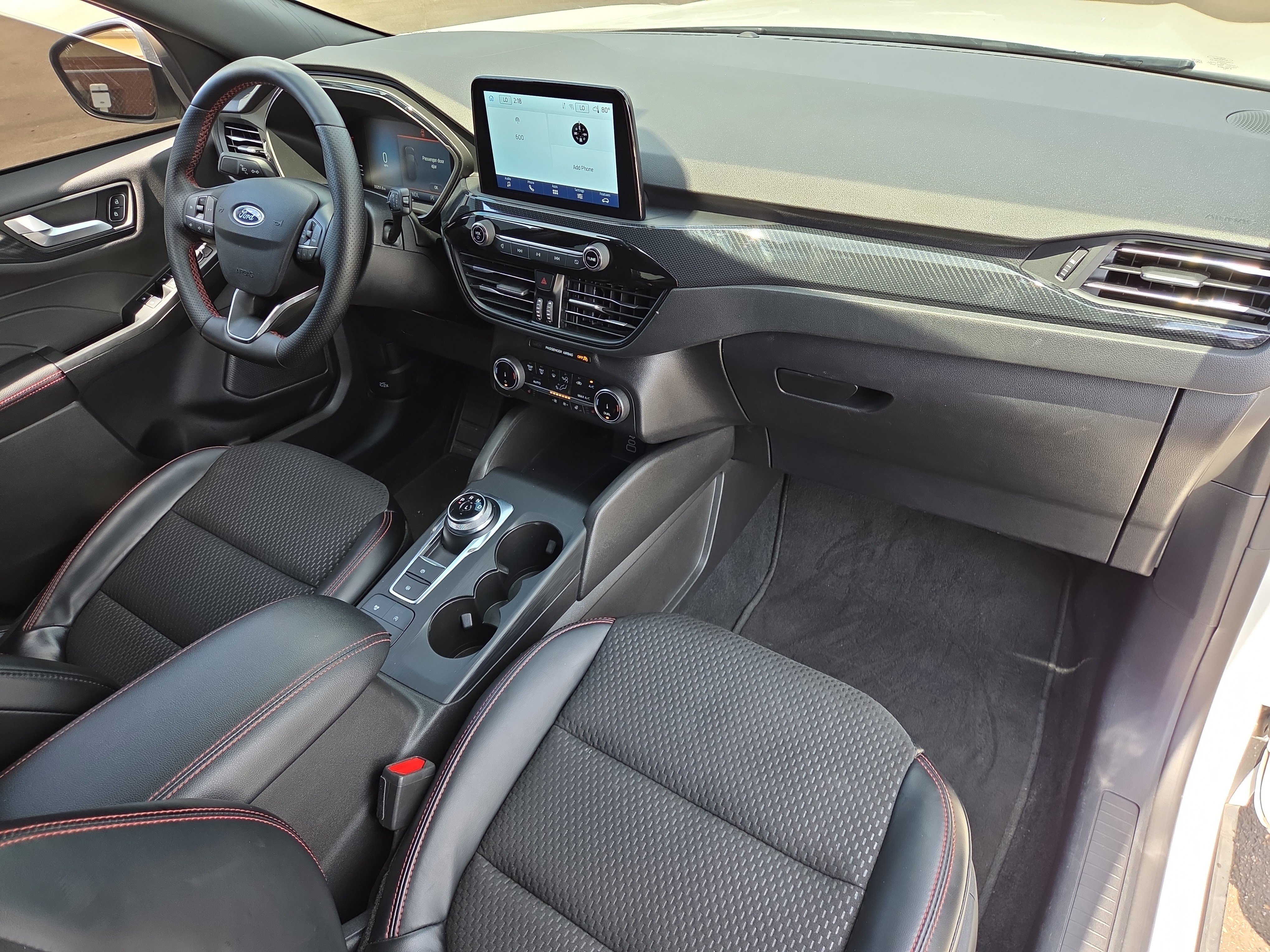 Certified 2024 Ford Escape ST-Line w/ Cold Weather Package FWD image 16