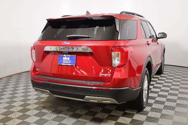 Certified 2024 Ford Explorer XLT w/ Equipment Group 202A AWD/4WD image 5