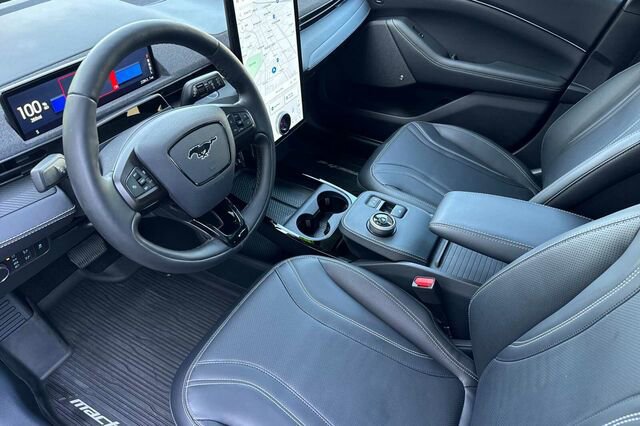 Certified 2022 Ford Mustang Mach-E Premium AWD/4WD image 7