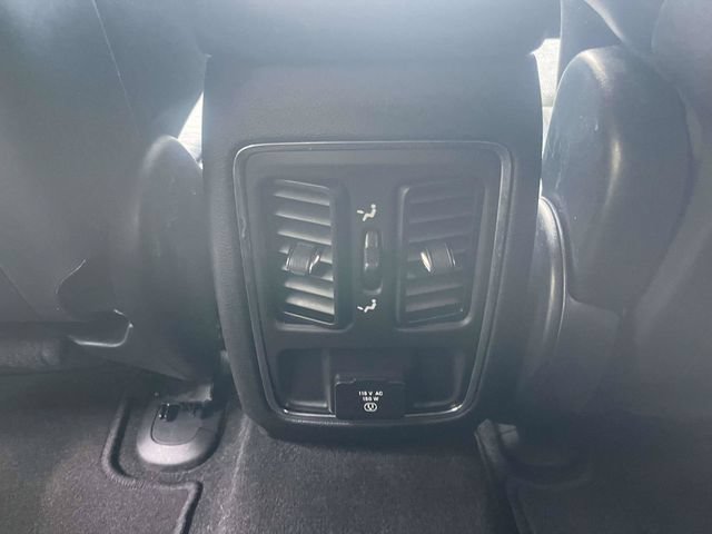 Used 2022 Jeep Grand Cherokee Laredo X RWD image 16
