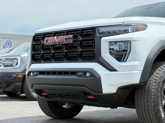 Used 2024 GMC Canyon Elevation w/ Convenience Package AWD/4WD image 33