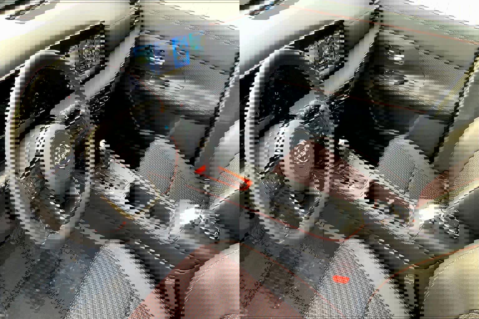 Used 2026 Nissan Kicks SR image 15