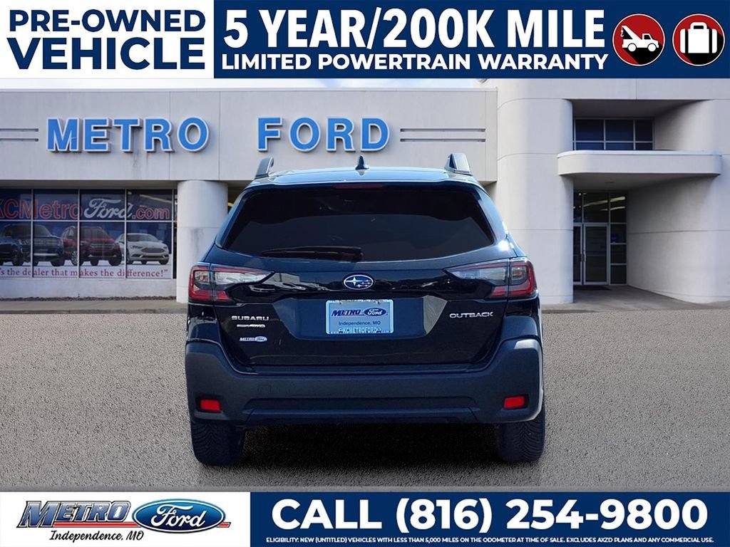 Used 2023 Subaru Outback Premium AWD/4WD image 4