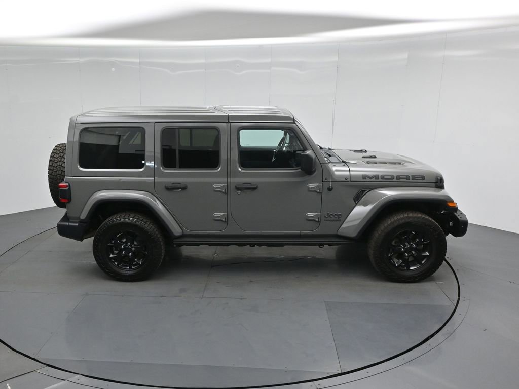 Used 2019 Jeep Wrangler Unlimited Sahara w/ Quick Order Package 24M Moab AWD/4WD image 36