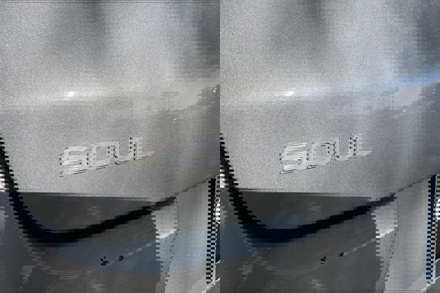 Used 2023 Kia Soul LX w/ LX Technology Package image 30