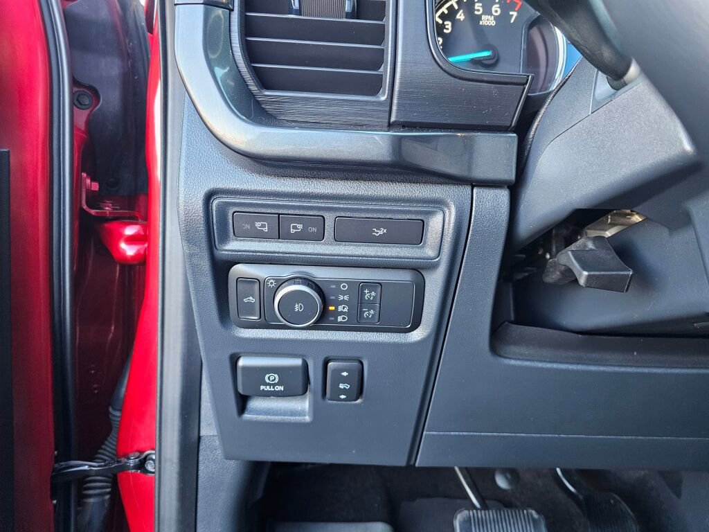 Certified 2022 Ford F150 XLT w/ Equipment Group 302A High image 18