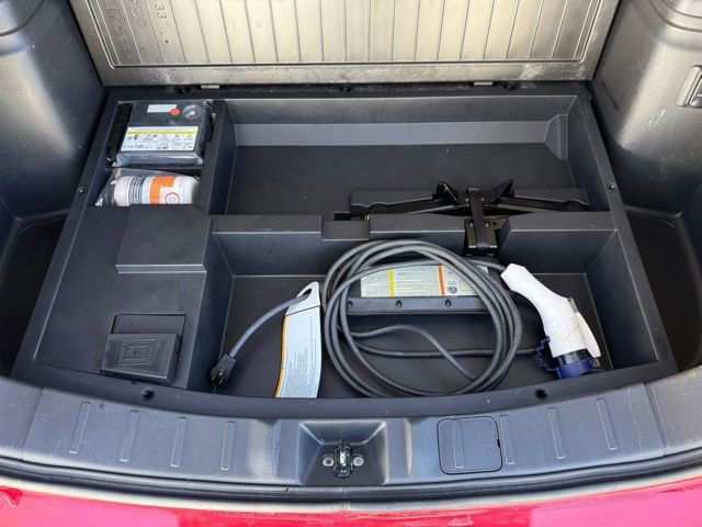 Used 2018 Mitsubishi Outlander 4WD Plug-In Hybrid image 11