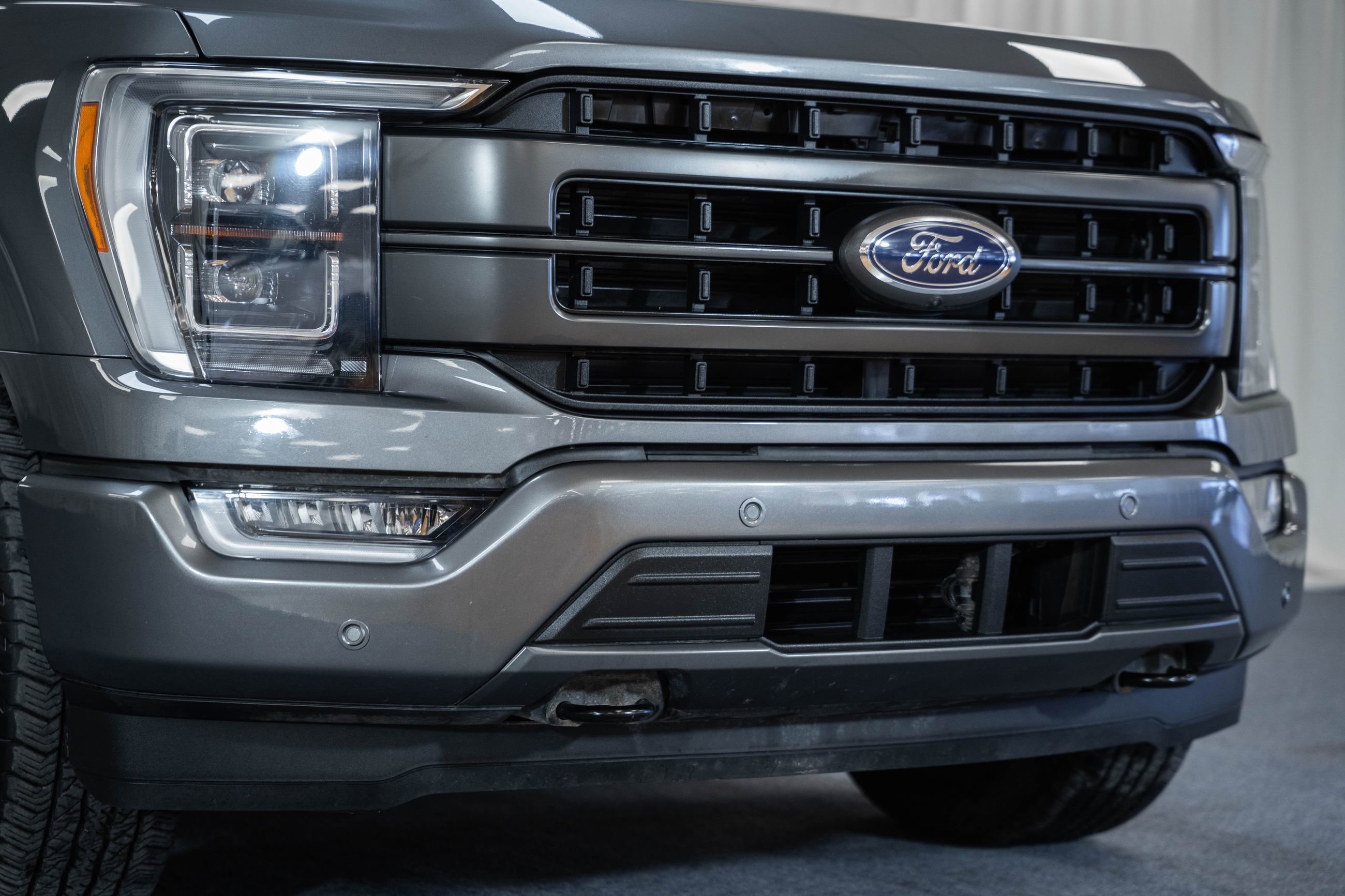 Certified 2023 Ford F150 Lariat w/ Equipment Group 502A High image 17