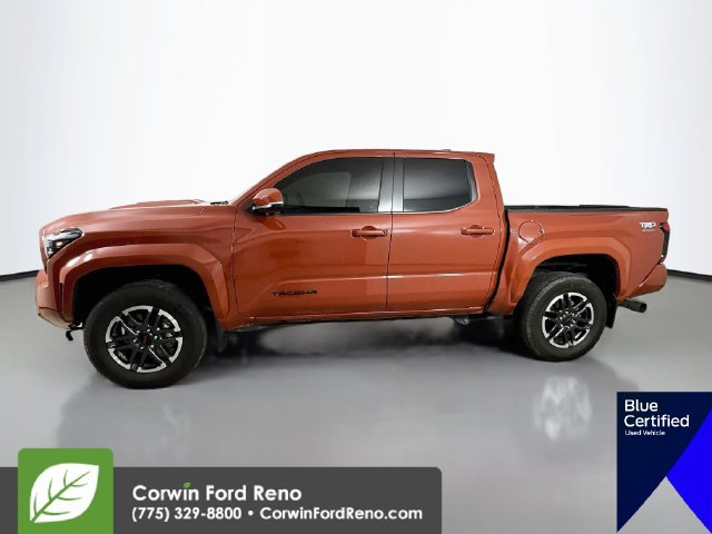 Used 2025 Toyota Tacoma TRD Sport w/ TRD Sport Upgrade Package AWD/4WD image 5