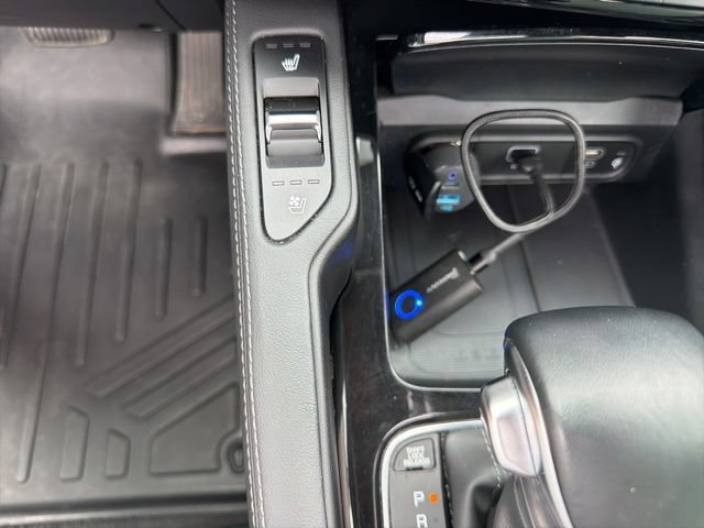 Used 2024 Kia Telluride EX w/ EX Captain's Chair Package AWD/4WD image 18