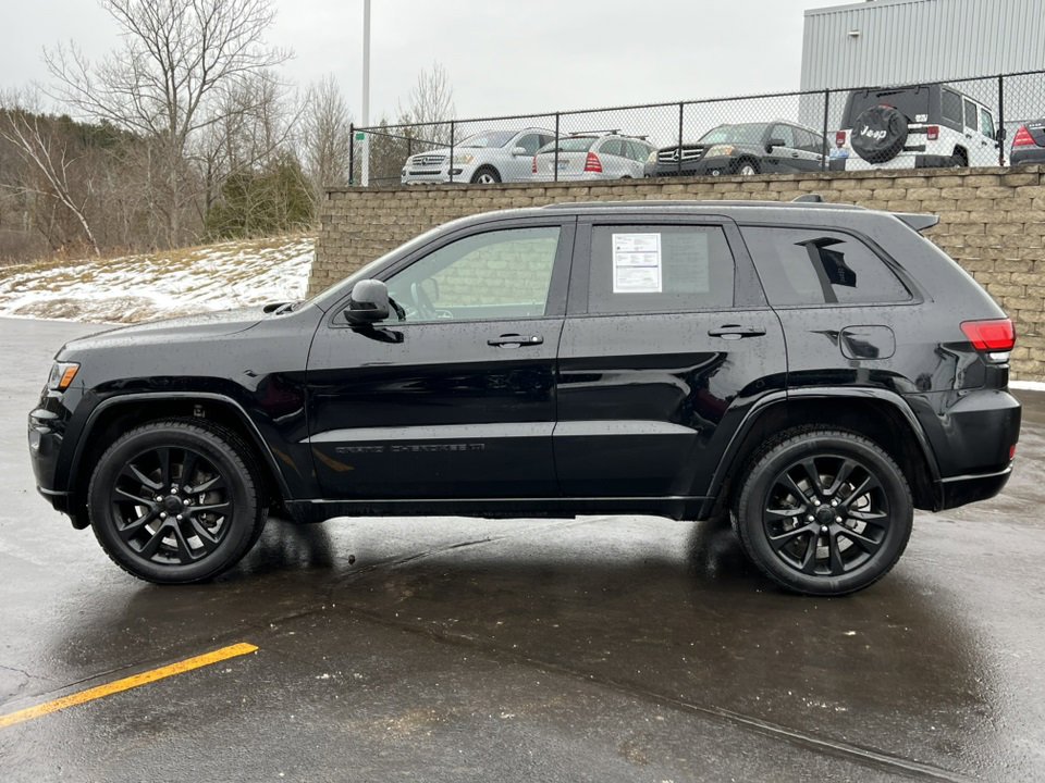 Used 2022 Jeep Grand Cherokee Laredo X image 42