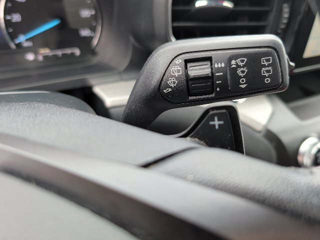 Certified 2020 Ford Explorer XLT w/ Equipment Group 202A AWD/4WD image 23