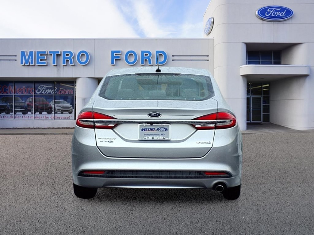 Certified 2018 Ford Fusion S FWD image 4
