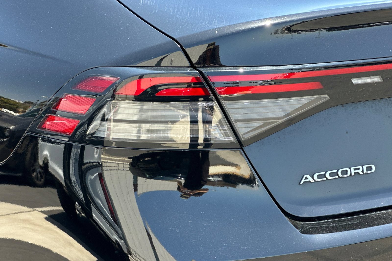 Used 2023 Honda Accord LX image 25