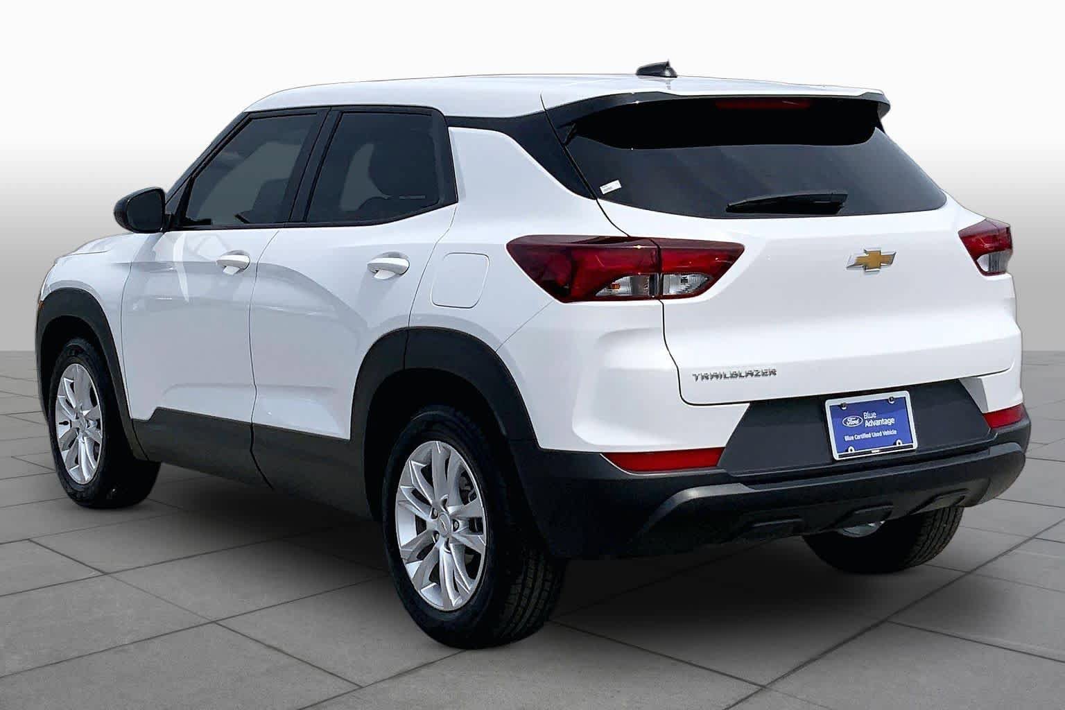 Used 2023 Chevrolet TrailBlazer LS FWD image 11