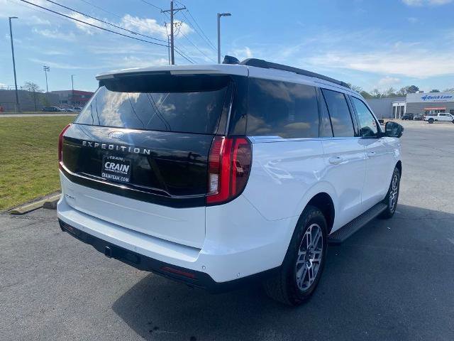 Certified 2025 Ford Expedition Active AWD/4WD image 5