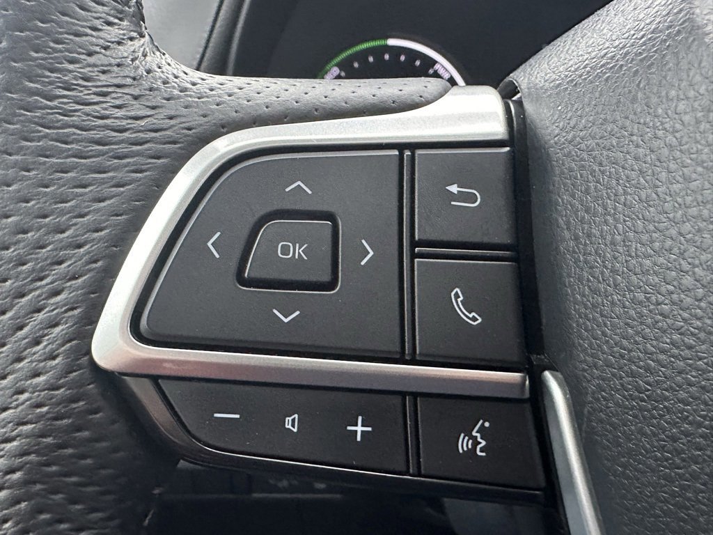 Used 2023 Toyota Sienna XSE image 27