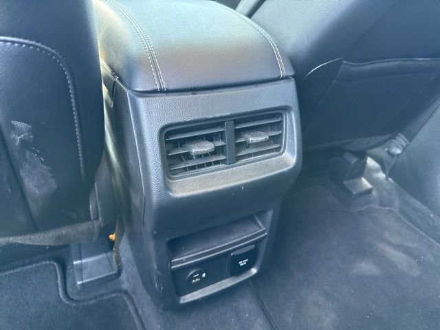 Certified 2021 Ford Edge Titanium w/ Class II Trailer Tow Package AWD/4WD image 18