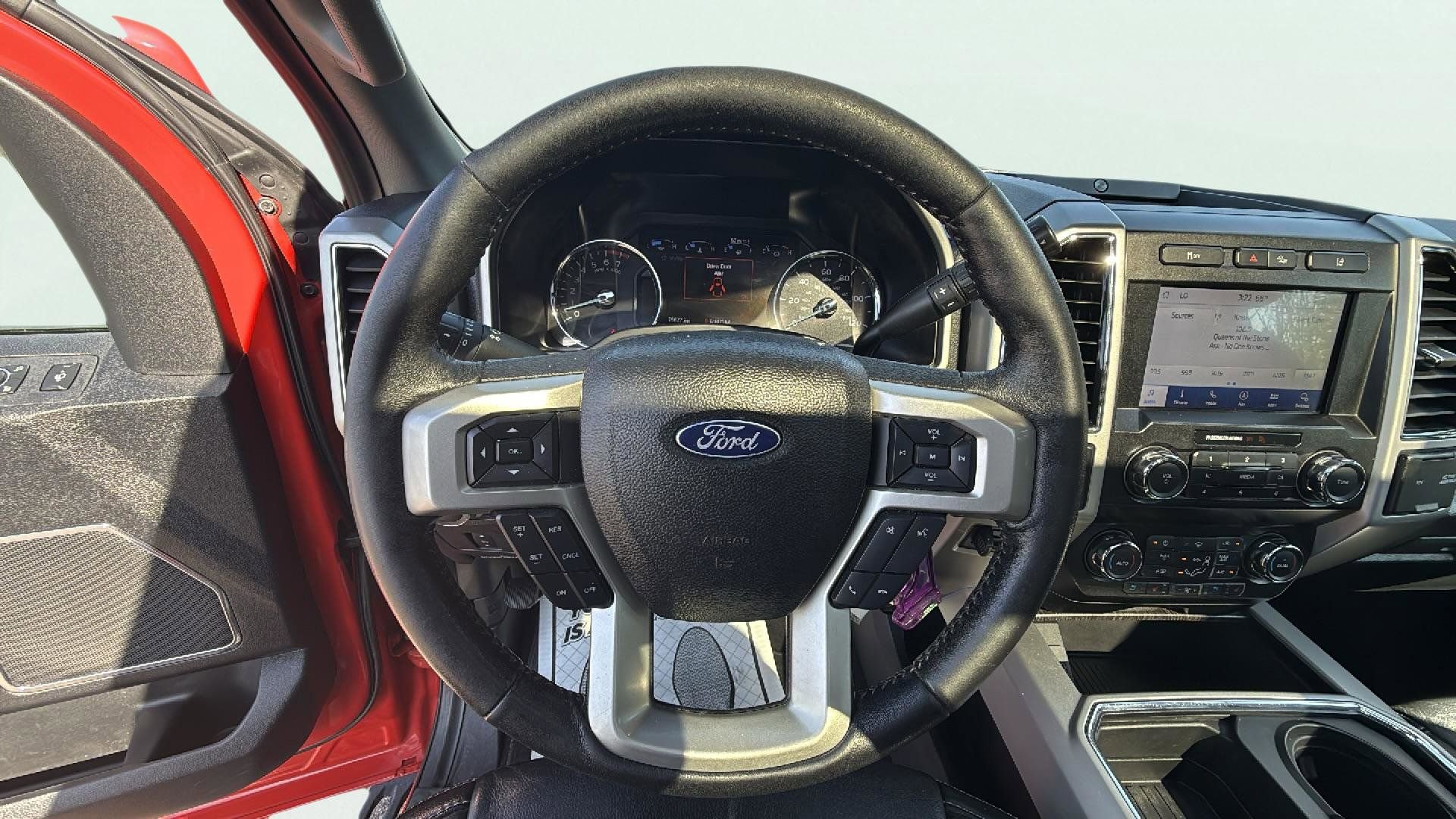 Certified 2020 Ford F250 Lariat w/ Tremor Off-Road Package image 14