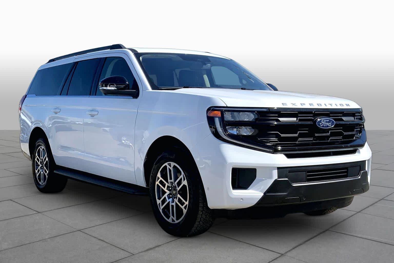 Certified 2025 Ford Expedition Max Active AWD/4WD image 3