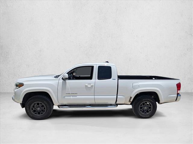 Used 2017 Toyota Tacoma SR5 w/ Tow Package AWD/4WD image 8