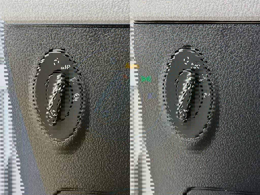 Used 2022 Volkswagen Taos SE w/ Panoramic Sunroof Package image 26