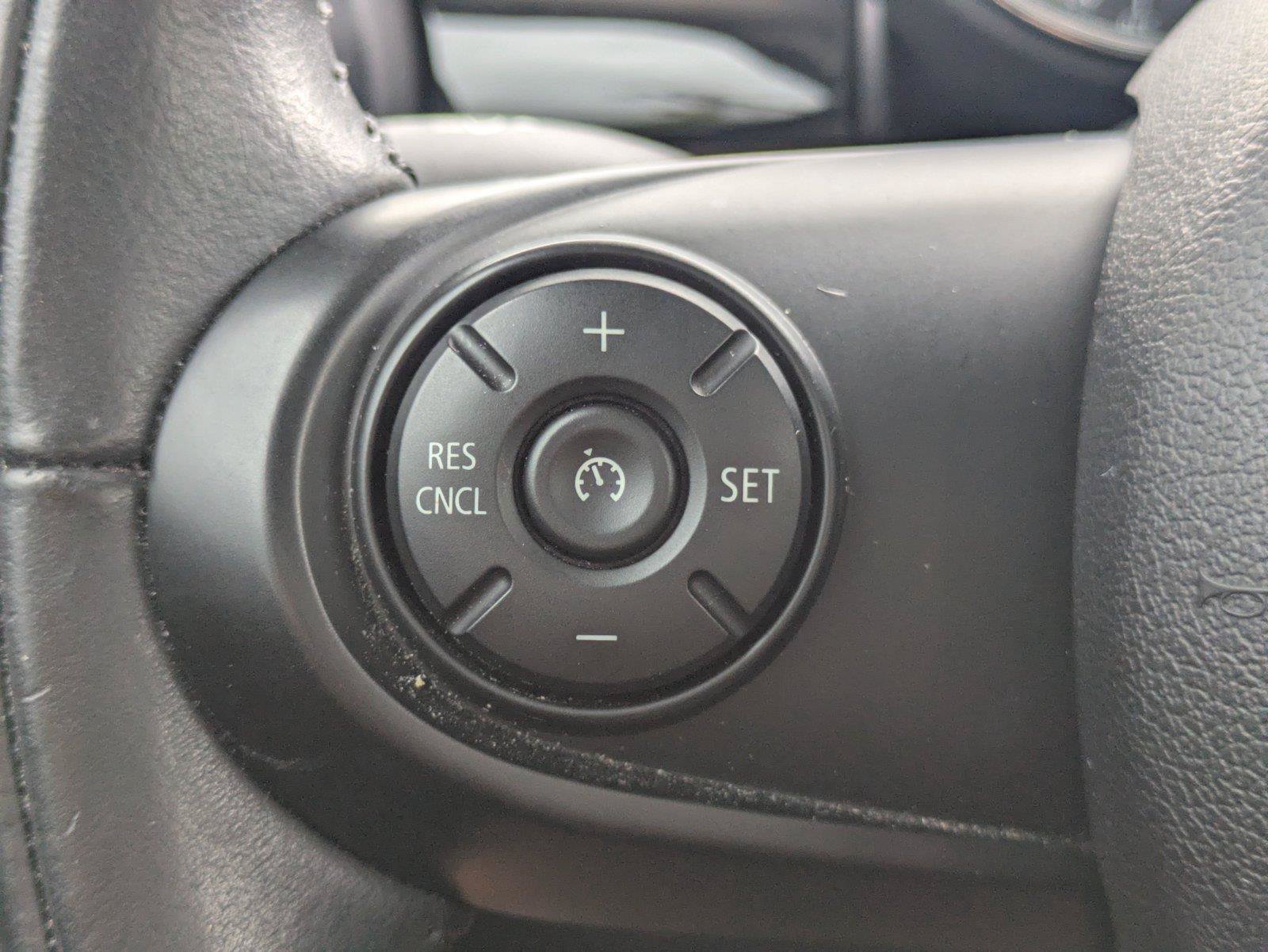 Used 2019 MINI Cooper 2-Door Hardtop FWD image 30