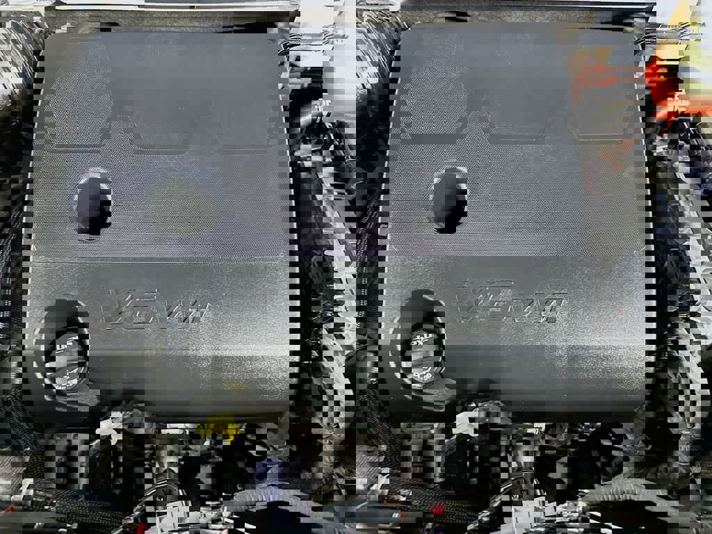 Used 2021 Buick Enclave Essence image 12