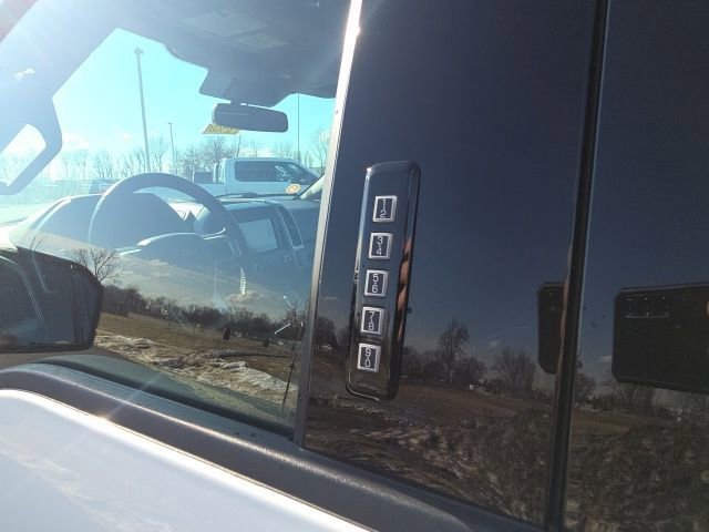 Certified 2020 Ford F150 Lariat w/ Equipment Group 502A Luxury image 24