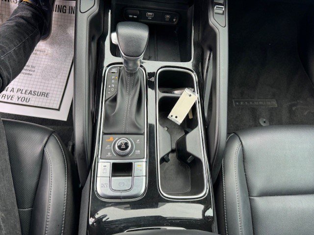Used 2025 Kia Telluride S AWD/4WD image 23