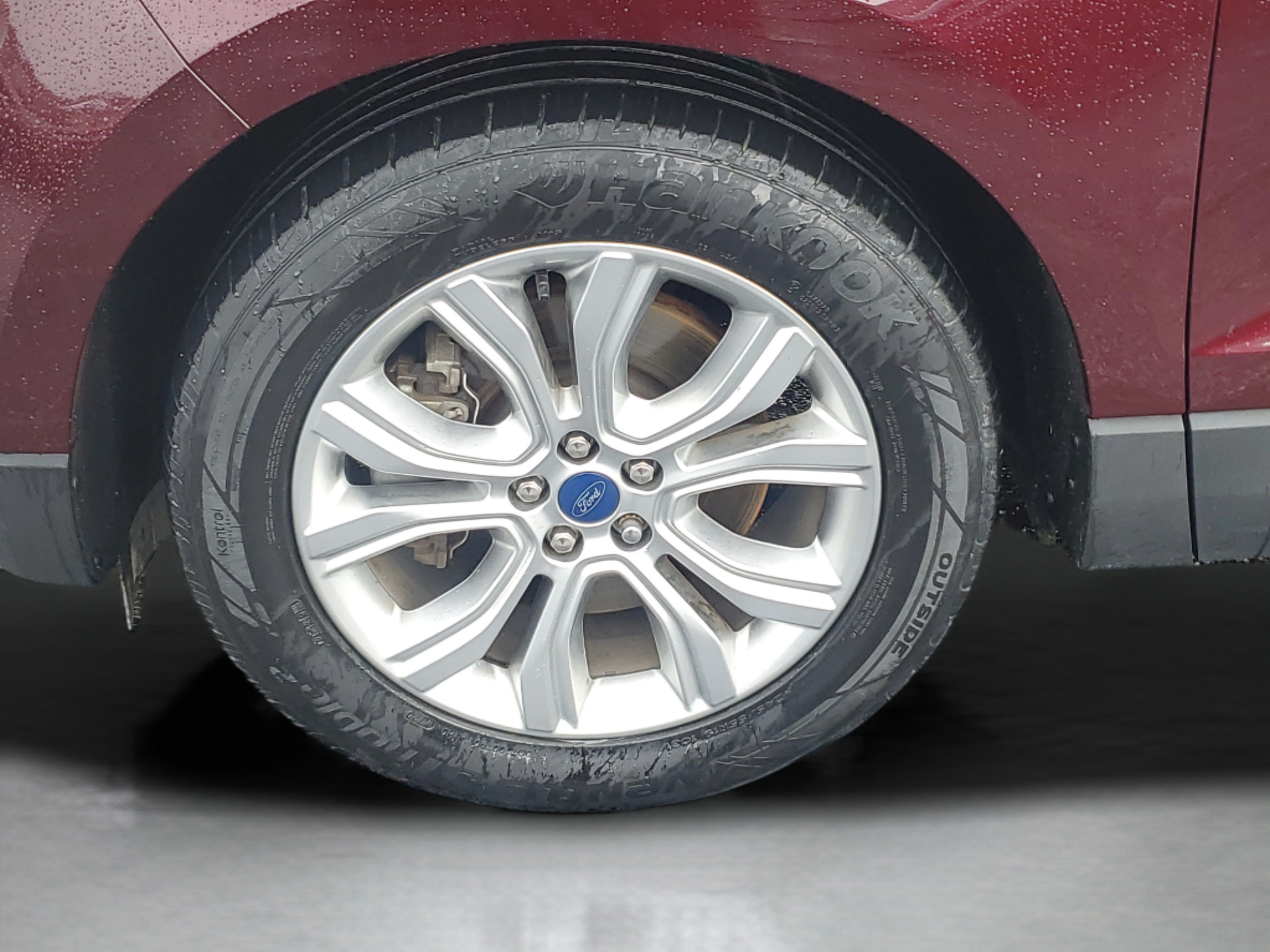 Certified 2020 Ford Edge Titanium AWD/4WD image 30