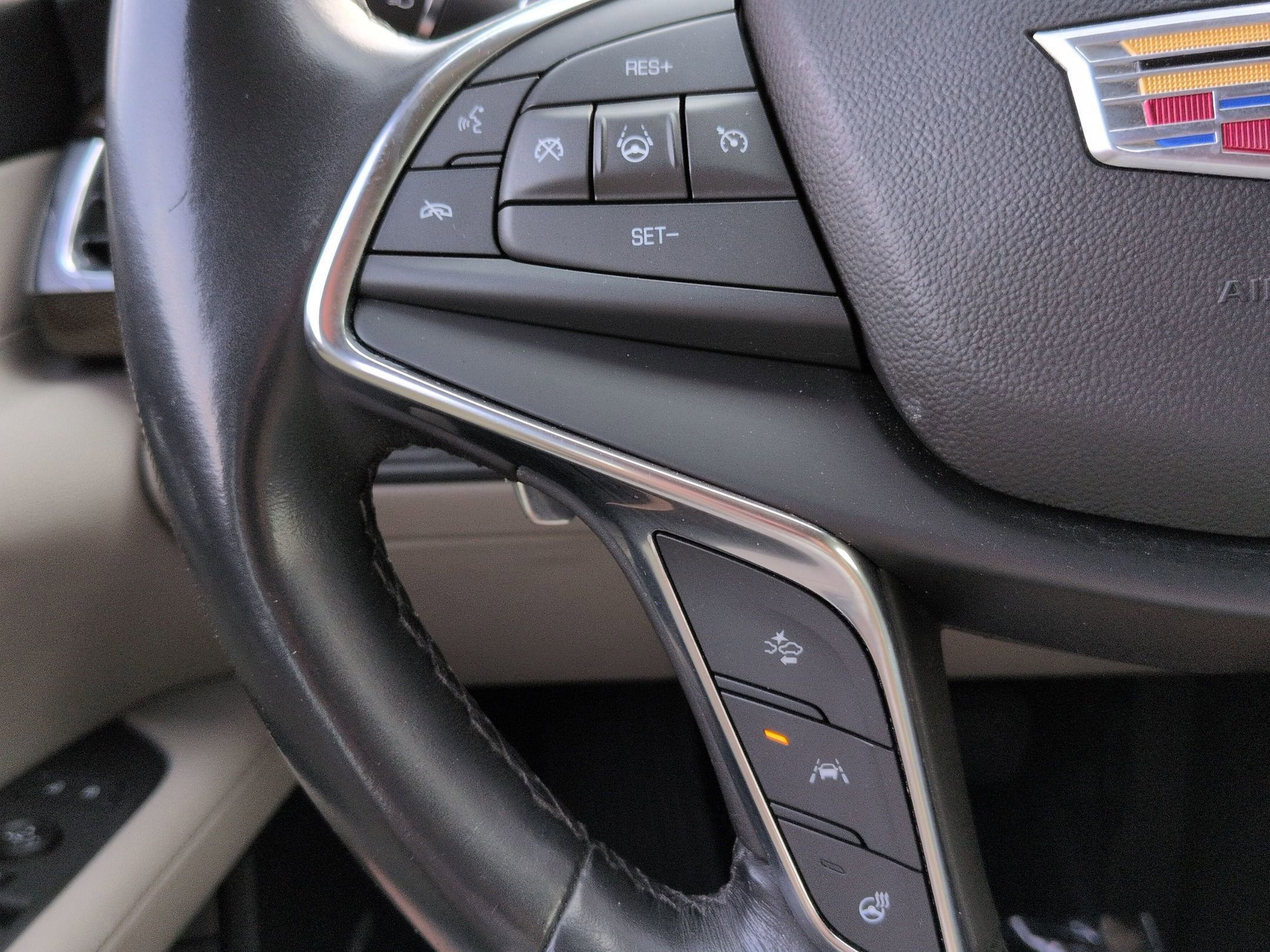 Used 2018 Cadillac CT6 Premium Luxury w/ Super Cruise Package image 16