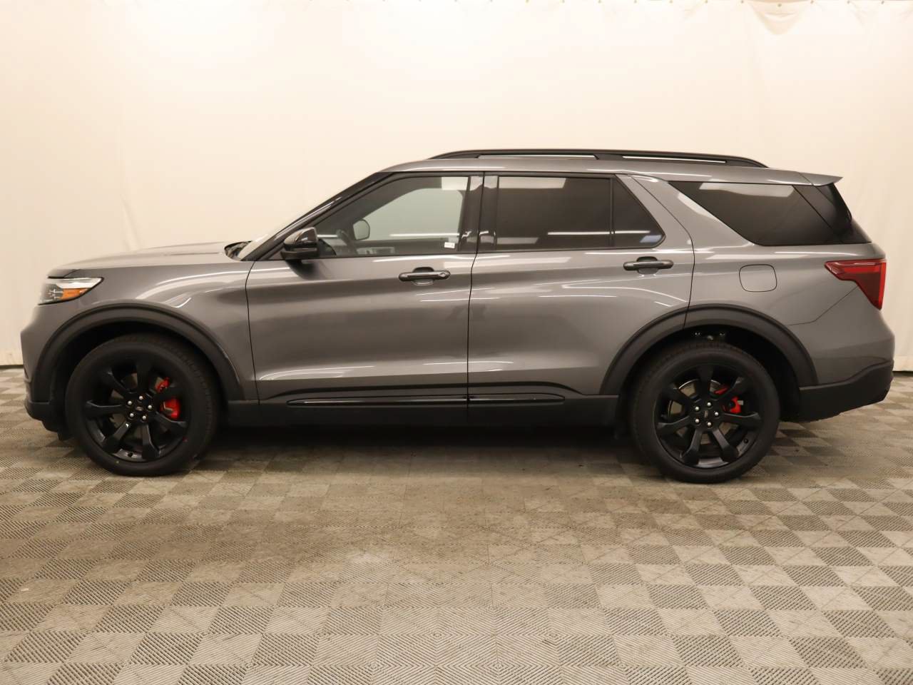 Certified 2023 Ford Explorer ST w/ Equipment Group 401A AWD/4WD image 2