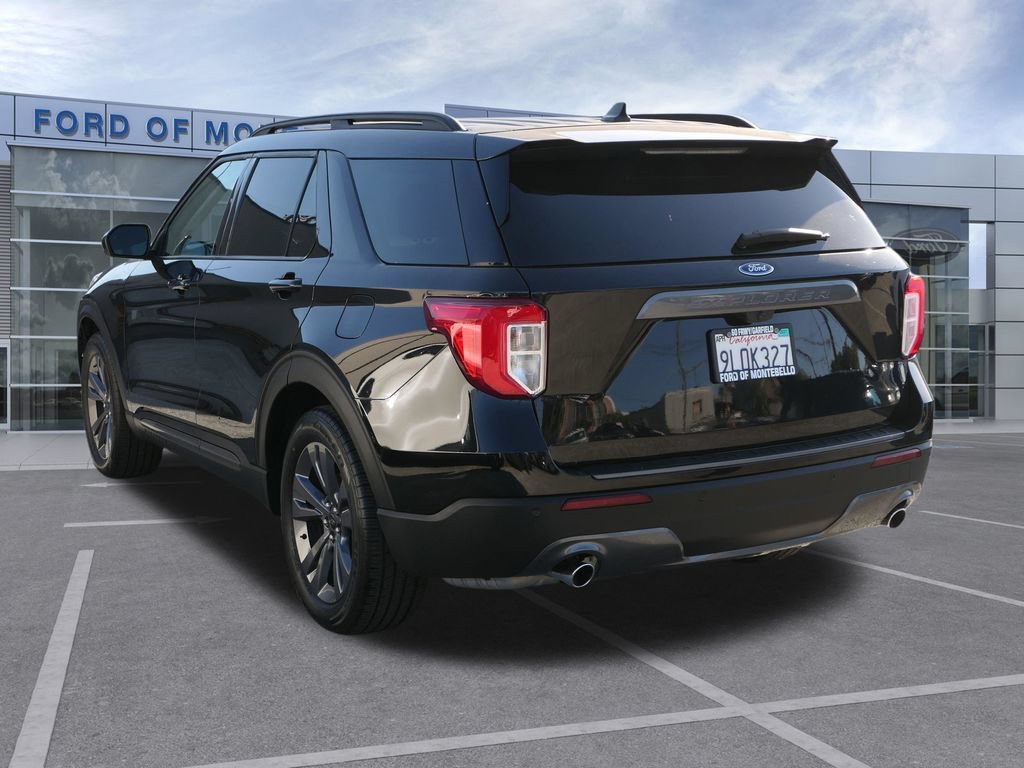 Certified 2024 Ford Explorer XLT w/ Equipment Group 202A RWD image 7