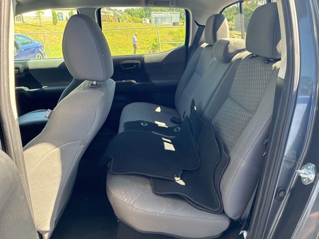 Used 2022 Toyota Tacoma SR AWD/4WD image 21