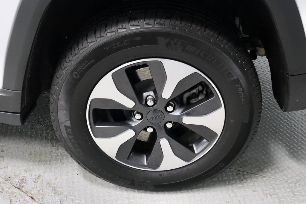 Used 2024 Jeep Grand Cherokee Limited 4xe image 19