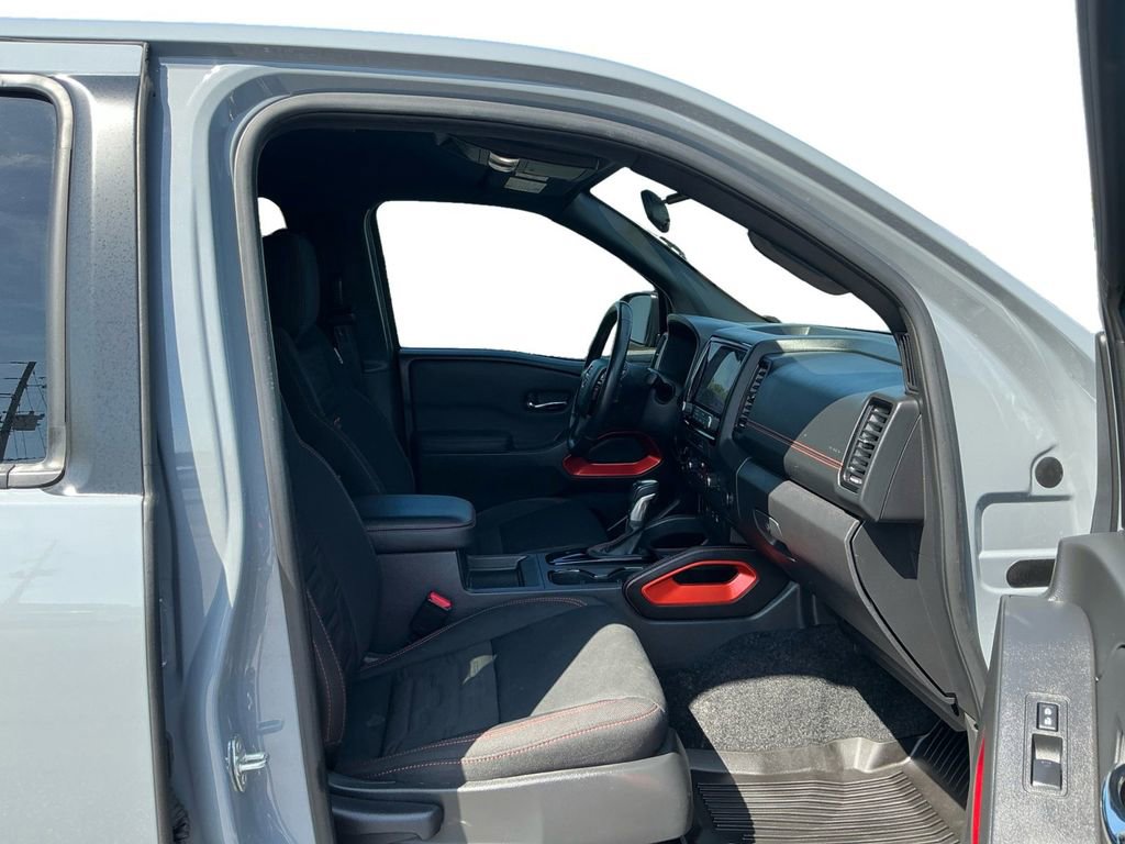 Used 2024 Nissan Frontier PRO-4X w/ Technology Package AWD/4WD image 22