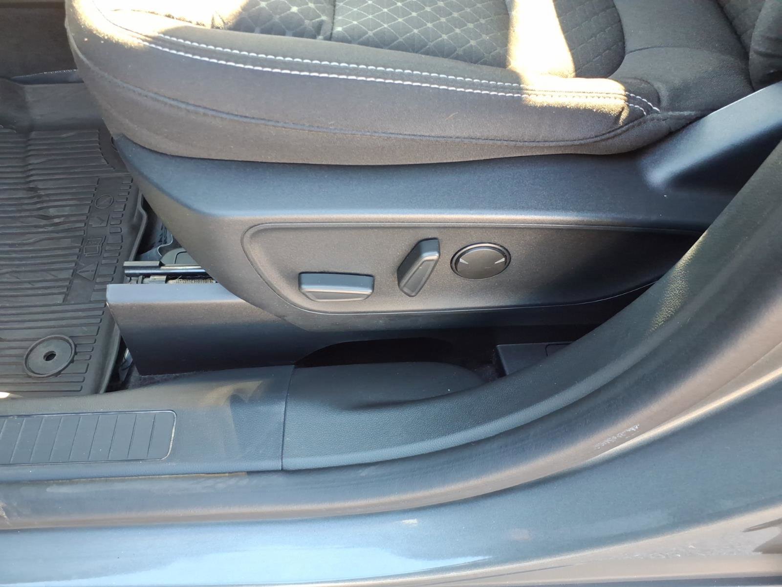 Certified 2024 Ford Escape Active AWD/4WD image 13