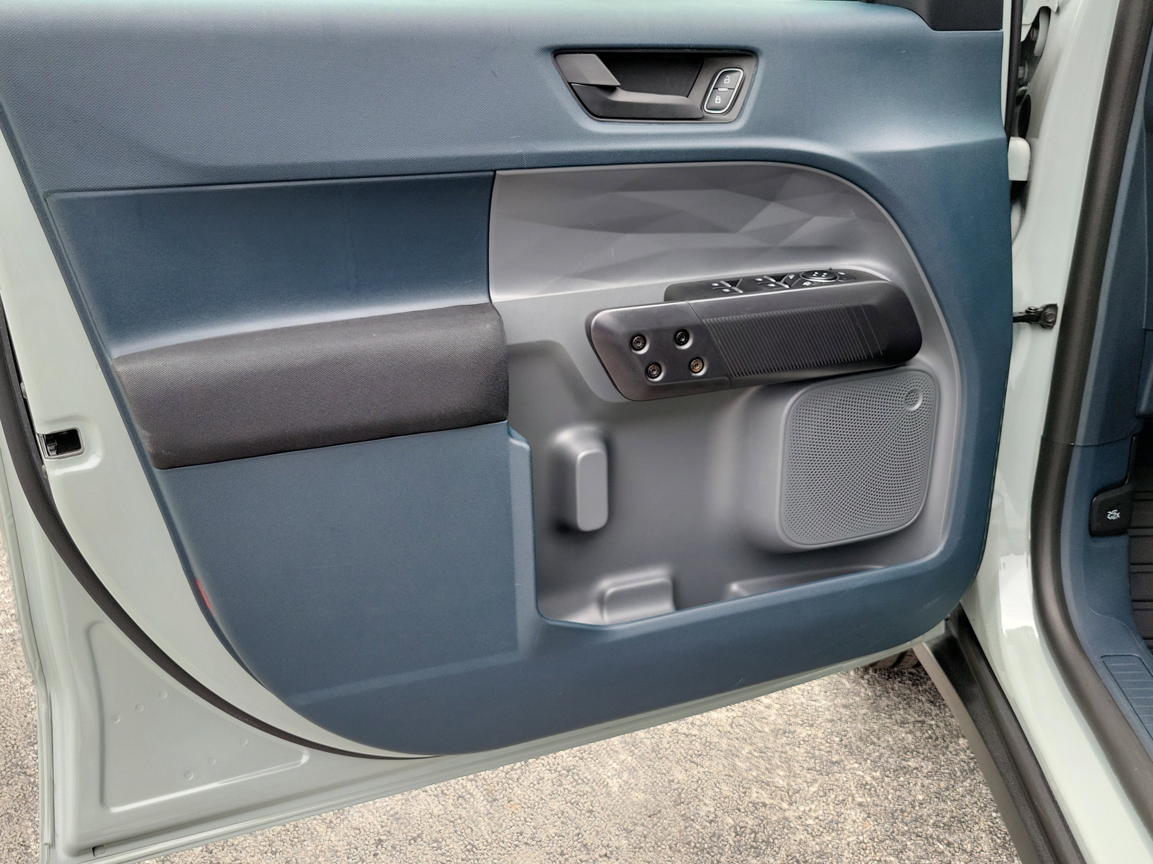 Certified 2024 Ford Maverick XL FWD image 17