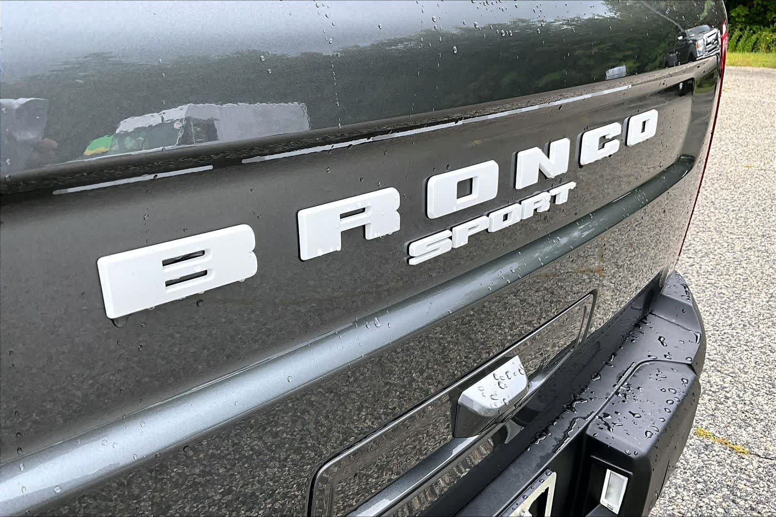 Certified 2025 Ford Bronco Sport Outer Banks w/ Outer Banks Tech Package+ AWD/4WD image 10