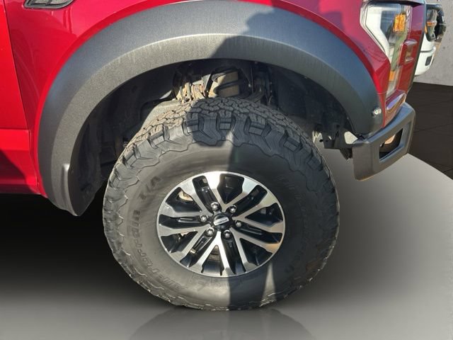 Certified 2019 Ford F150 Raptor w/ Equipment Group 802A Luxury AWD/4WD image 33