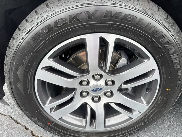 Certified 2024 Ford Expedition Max Limited RWD image 10