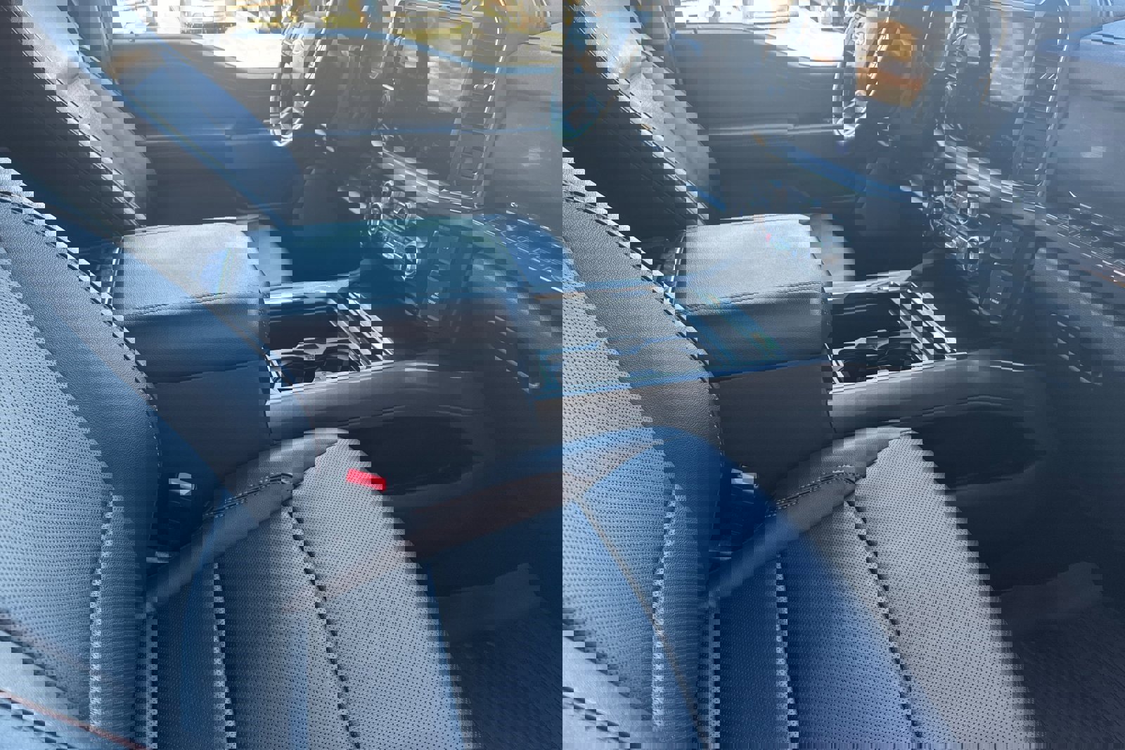 Certified 2023 Ford F250 Lariat w/ Lariat Ultimate Package image 16