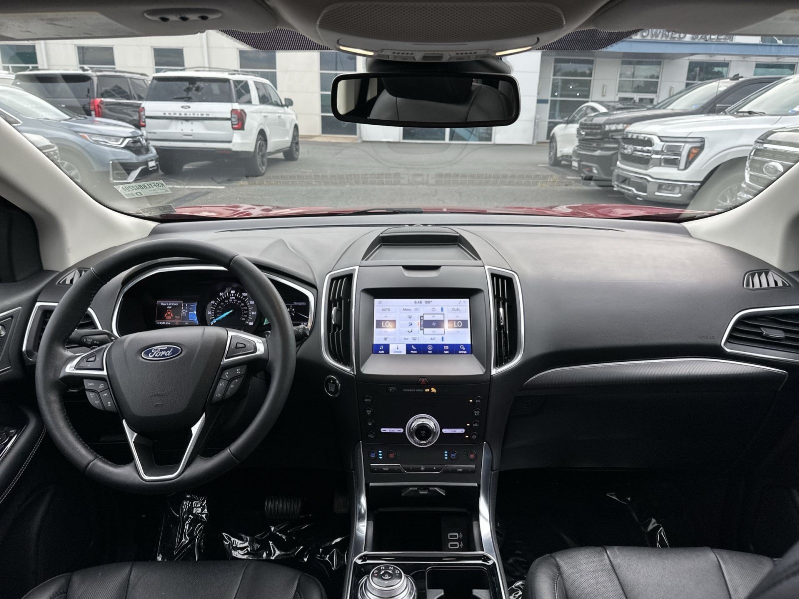 Certified 2020 Ford Edge Titanium w/ Equipment Group 301A AWD/4WD image 24