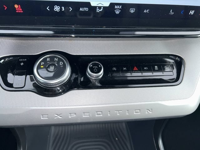 Certified 2025 Ford Expedition Max Active AWD/4WD image 32